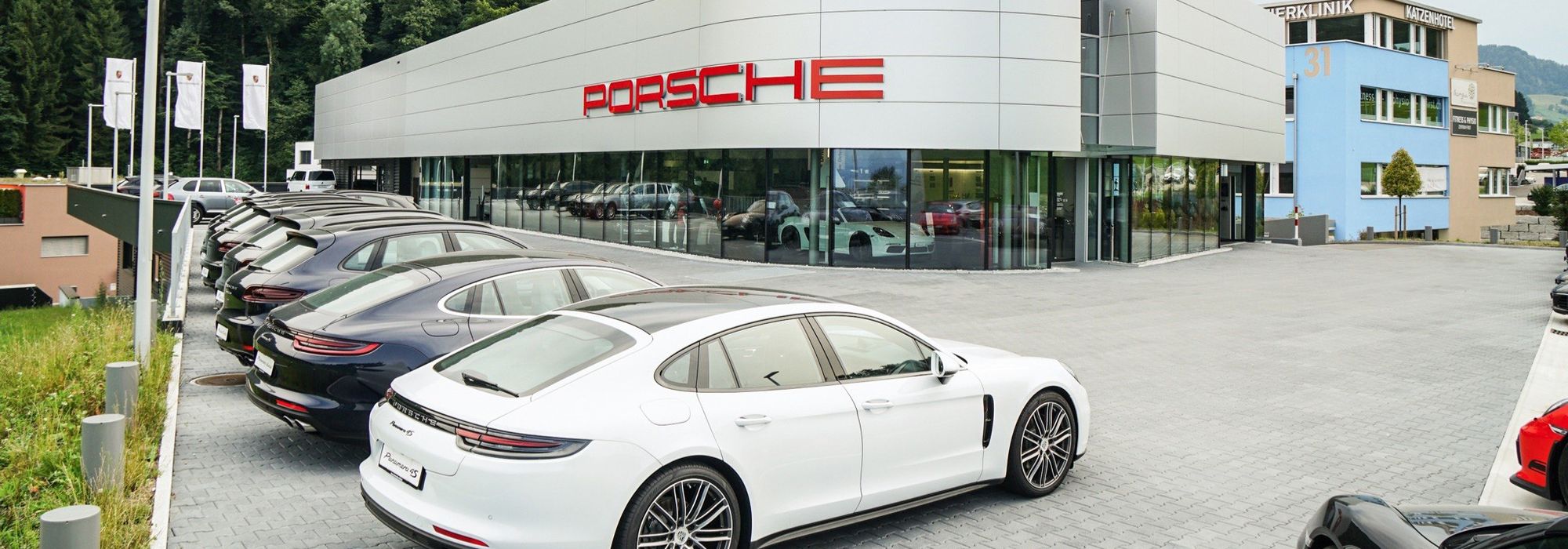 Porsche Centre Upper Lake Zurich WERK8 Case Study