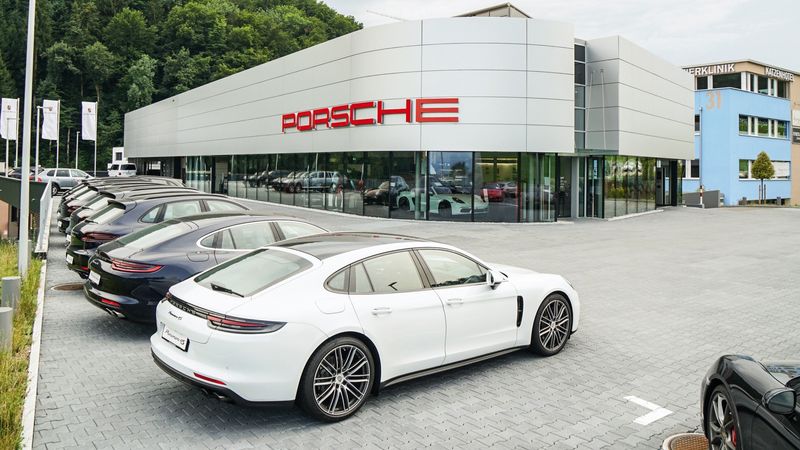 Porsche Centre Upper Lake Zurich - Philipp Jutz